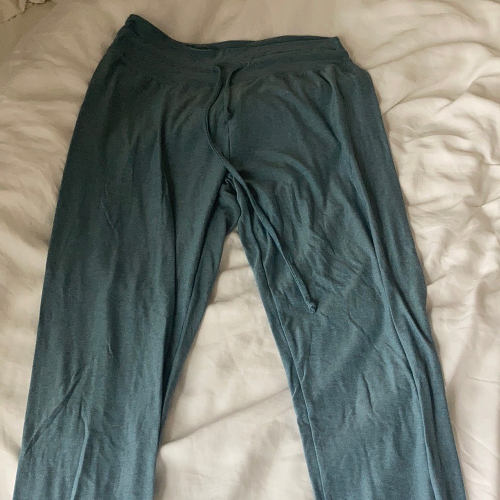 Beyond Yoga Featherweight Space Dye Jogger